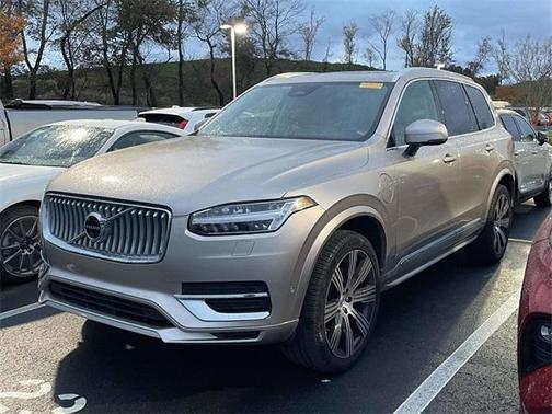 2024 Volvo XC90 Recharge Plug-In Hybrid T8 Plus 6-Seater