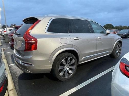 2024 Volvo XC90 Recharge Plug-In Hybrid T8 Plus 6-Seater