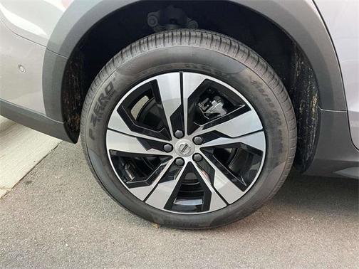 2026 Volvo V60 Cross Country B5 Plus