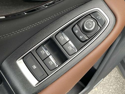 2020 Subaru Outback Touring XT