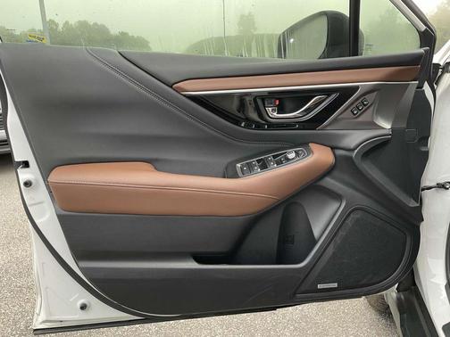 2020 Subaru Outback Touring XT