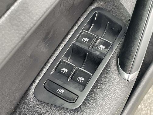 2017 Volkswagen Golf SportWagen TSI SEL