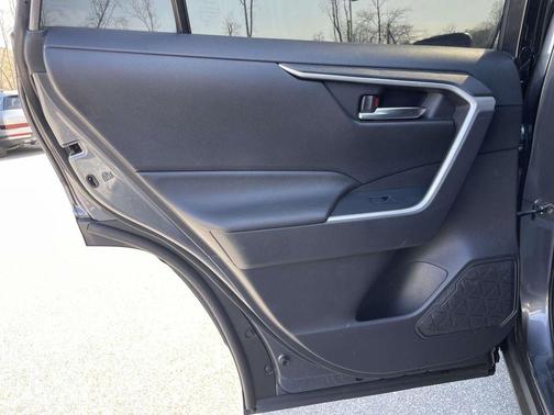 Magnetic Gray Metallic 2022 Toyota RAV4 Hybrid SE