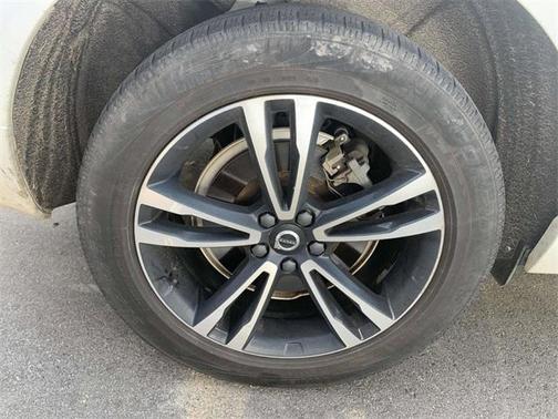 2021 Volvo XC60 Recharge Plug-In Hybrid T8 Inscription Expression