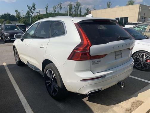 2021 Volvo XC60 Recharge Plug-In Hybrid T8 Inscription Expression