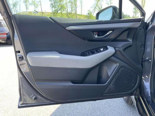 Magnetite Gray Metallic 2025 Subaru Outback Premium