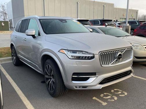2025 Volvo XC90 B6 Plus 7-Seater
