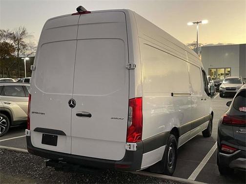 2024 Mercedes-Benz Sprinter 2500 HIGH ROOF 4-CYL DIESEL