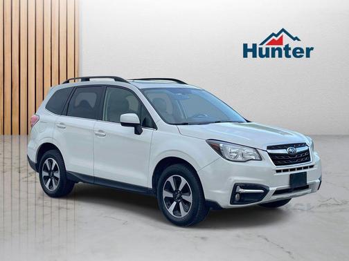 Crystal White Pearl 2018 Subaru Forester 2.5i Limited