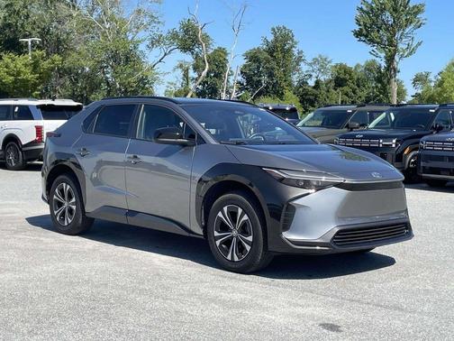 Metal 2025 Toyota bZ4X XLE