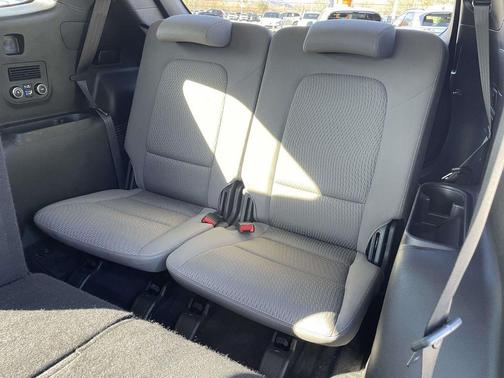 2018 Hyundai SANTA FE SE