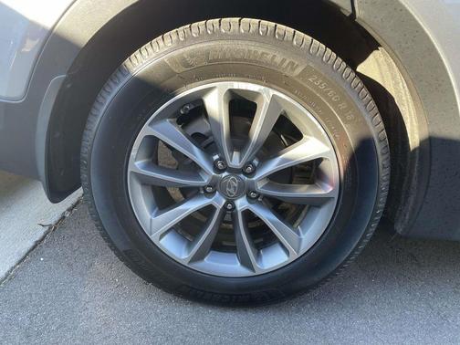 2018 Hyundai SANTA FE SE