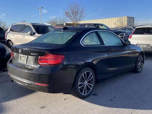 2018 BMW 230 i