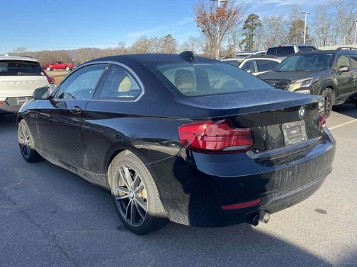 2018 BMW 230 i