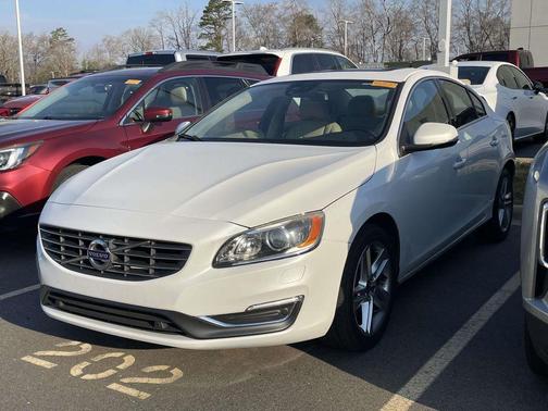 2014 Volvo S60 T5 Platinum