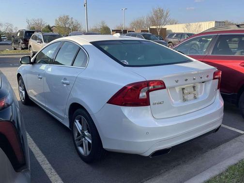 2014 Volvo S60 T5 Platinum