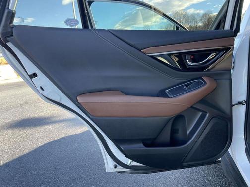 2025 Subaru Outback Touring XT