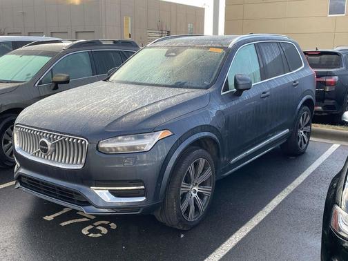 2024 Volvo XC90 Recharge Plug-In Hybrid T8 Ultimate Bright Theme 7-Seater