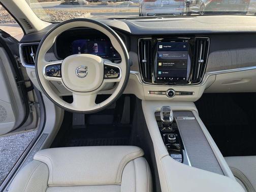 2024 Volvo S90 B6 Ultimate