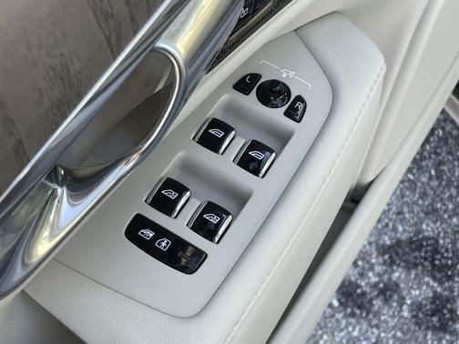 2024 Volvo S90 B6 Ultimate