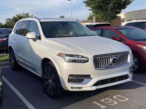 Crystal White Metallic 2024 Volvo XC90 B6 Ultimate Bright Theme 7-Seater