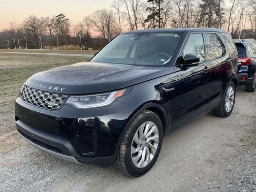 2024 Land Rover Discovery P300 S