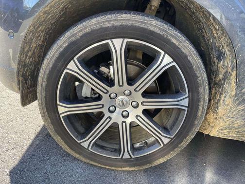 2021 Volvo XC60 T5 Inscription