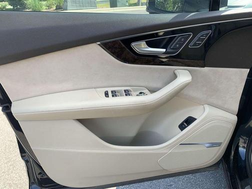 2017 Audi Q7 3.0T Prestige