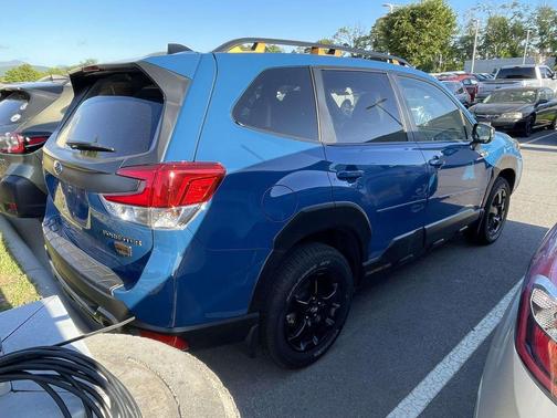 Geyser Blue 2024 Subaru Forester Wilderness