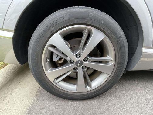 Savile Silver 2024 Genesis GV80 3.5T