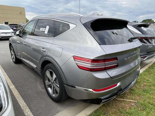 Savile Silver 2024 Genesis GV80 3.5T