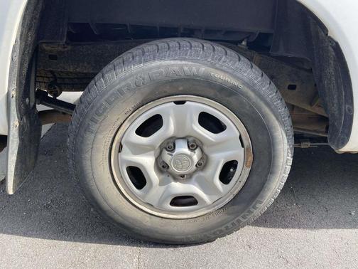 Super White 2005 Toyota Tacoma Base