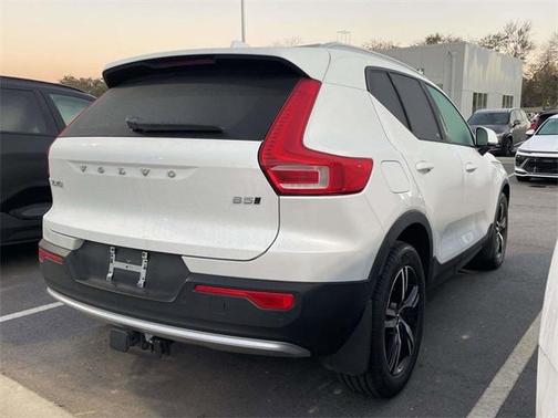 2023 Volvo XC40 B5 Core