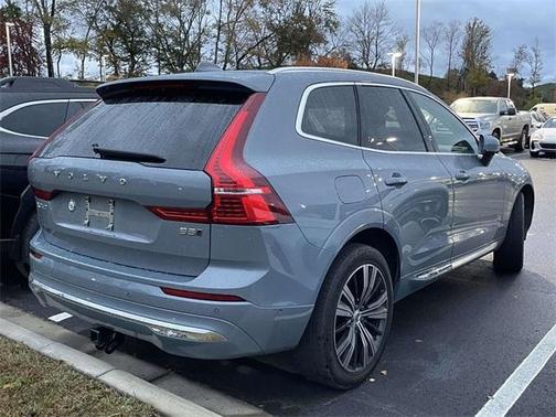2023 Volvo XC60 B5 Plus Bright Theme