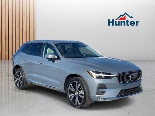 2023 Volvo XC60 B5 Plus Bright Theme