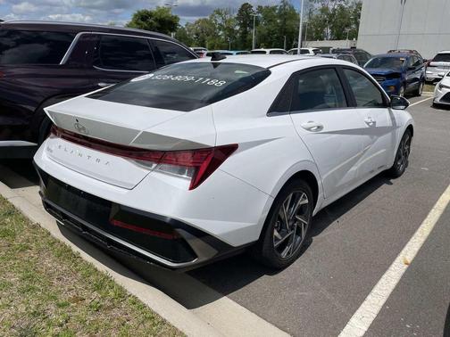 White 2025 Hyundai ELANTRA SEL Convenience
