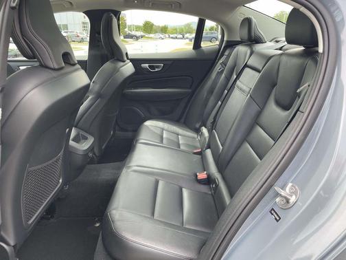 Gray 2024 Volvo S60 B5 Core Dark Theme