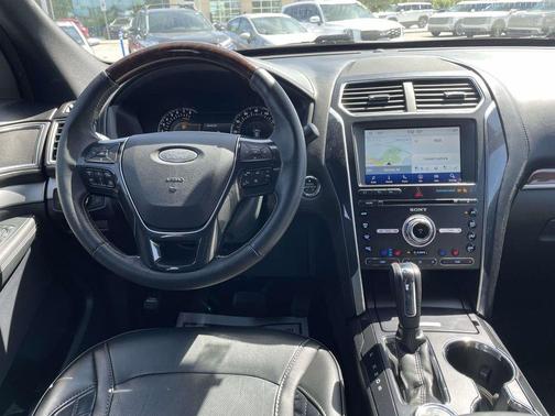 Ruby Red Metallic Tinted Clearcoat 2018 Ford Explorer Platinum