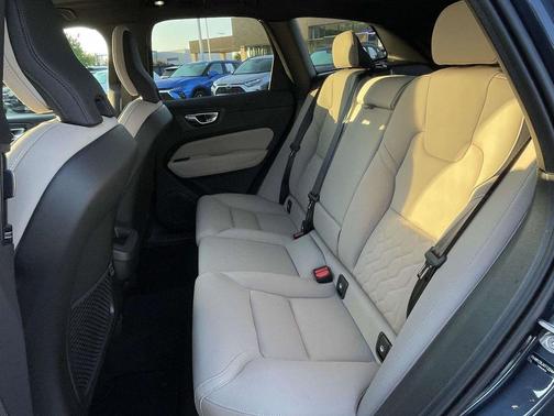 Denim Blue Metallic 2026 Volvo XC60 B5 Core