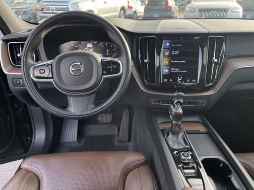 2021 Volvo XC60 T5 Inscription