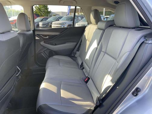 Ice Silver Metallic 2024 Subaru Outback Limited