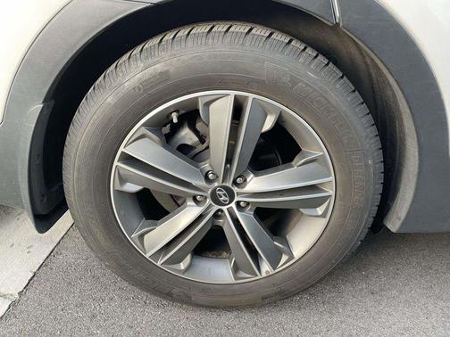 2015 Hyundai SANTA FE GLS