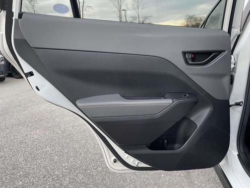 Crystal White Pearl 2025 Subaru Crosstrek Sport