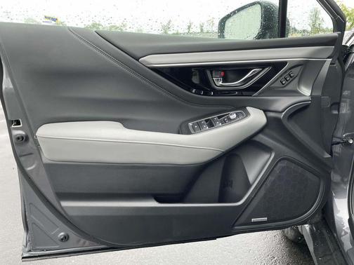 2025 Subaru Outback Limited XT