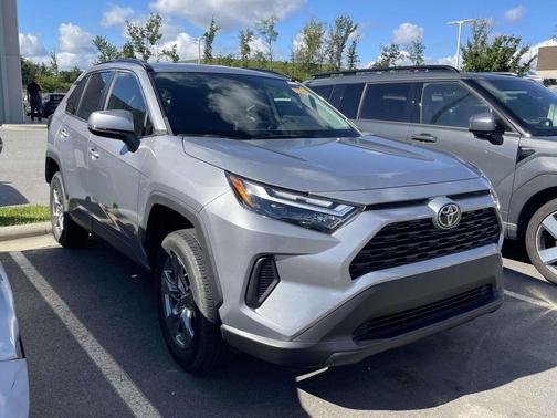 Silver Sky Metallic 2022 Toyota RAV4 XLE