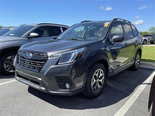 2022 Subaru Forester Premium