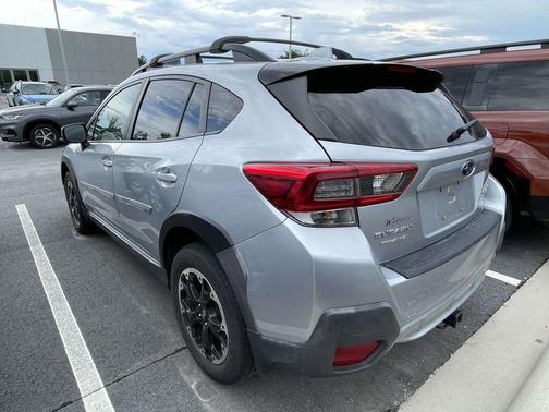 Ice Silver Metallic 2022 Subaru Crosstrek Premium
