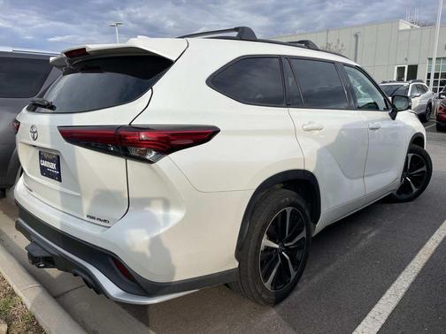 2021 Toyota Highlander XSE