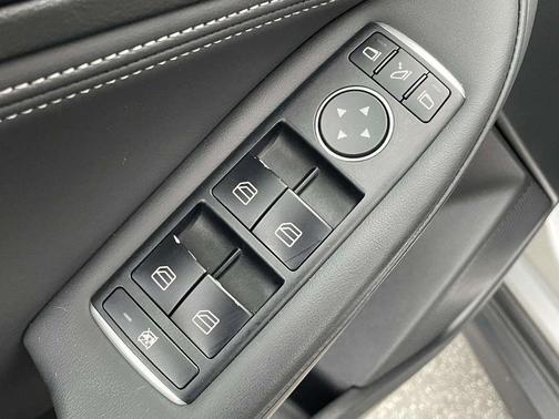 2019 INFINITI QX30 Luxe