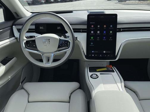 Crystal White Metallic 2025 Volvo EX90 Twin Motor Ultra